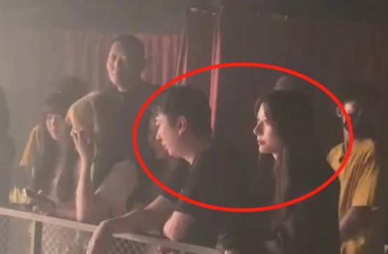 南宁吃瓜网红事件视频,揭秘网络舆论的风暴中心  第3张